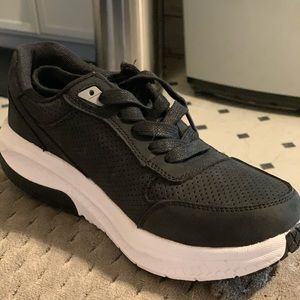 GDEFY by GRAVITY DEFYER ION in BLACK LEATHER